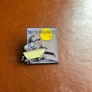 Nightmare Before Christmas Pin 🎄